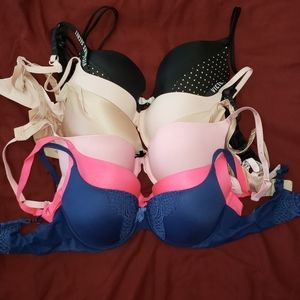 Set of 6 Victoria's Secret bras, assorted, all 36C